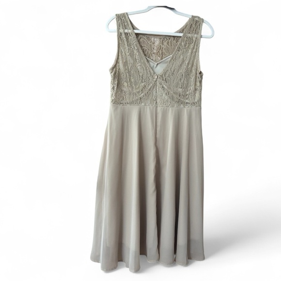 SHEIN Lace Bodice Midi Dress -Nude - Picture 4 of 8